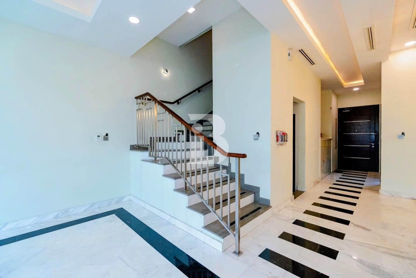 CORNER | VASTU | ON THE PARK | BEST OPPORTUNITY