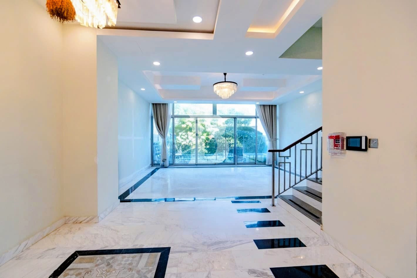 CORNER | VASTU | ON THE PARK | BEST OPPORTUNITY