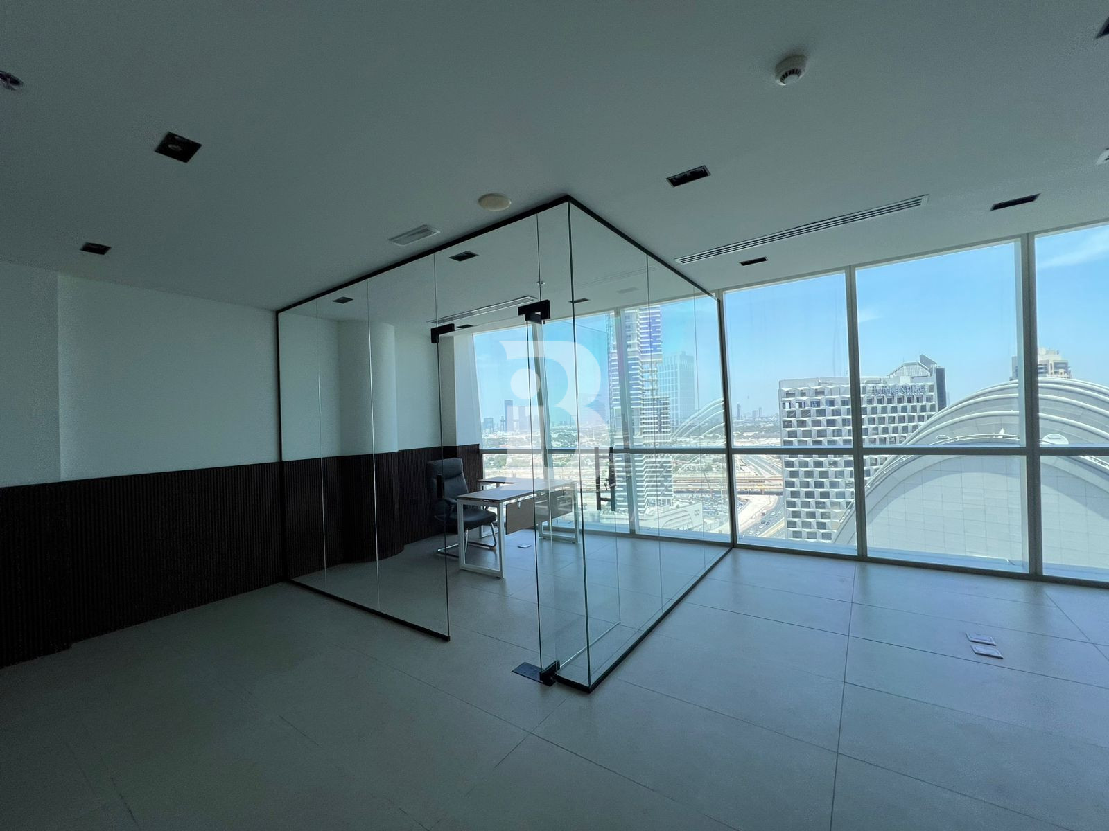 Vacant | Canal Facing | Great Value Deal