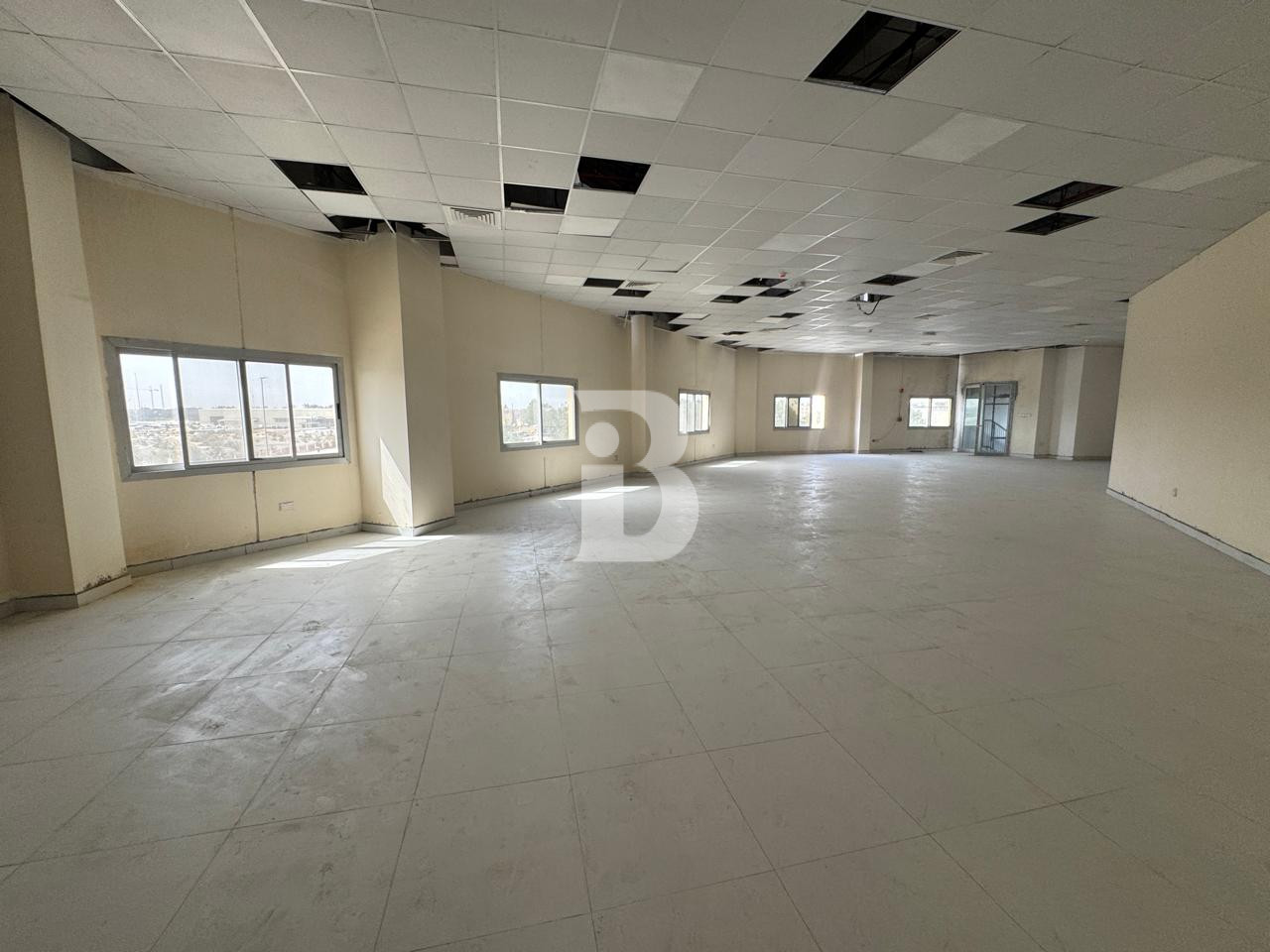 Warehouse Compound for Sale in DIP