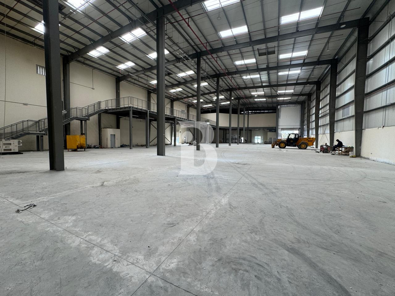 Warehouse Compound for Sale in DIP