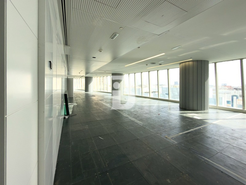 Ready to Move| Luxury Fitted Office|Prime Location