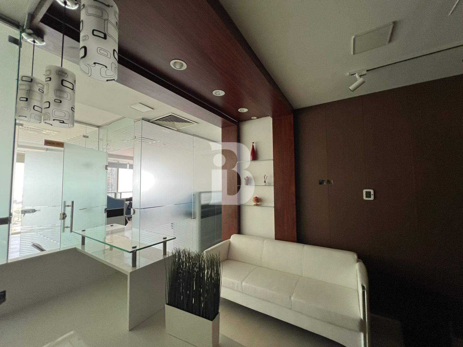 NEAR METRO|FULLY FURNISHED|PRICE NEGOTIABLE|READY TO MOVE