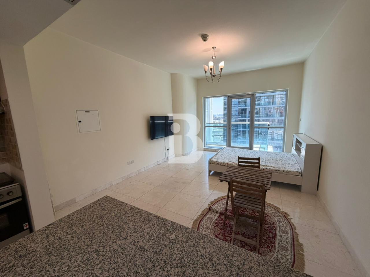 SPACIOUS | READY TO MOVE | PRIME LOCATION