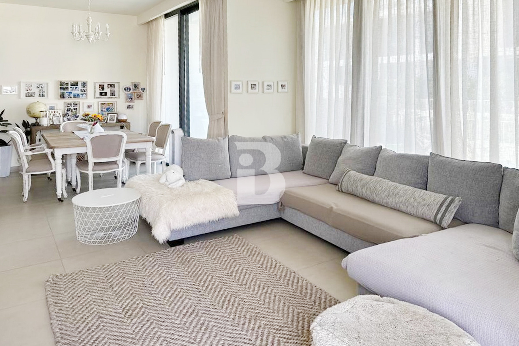 3BR | Furnished | Private Pool | Upgraded