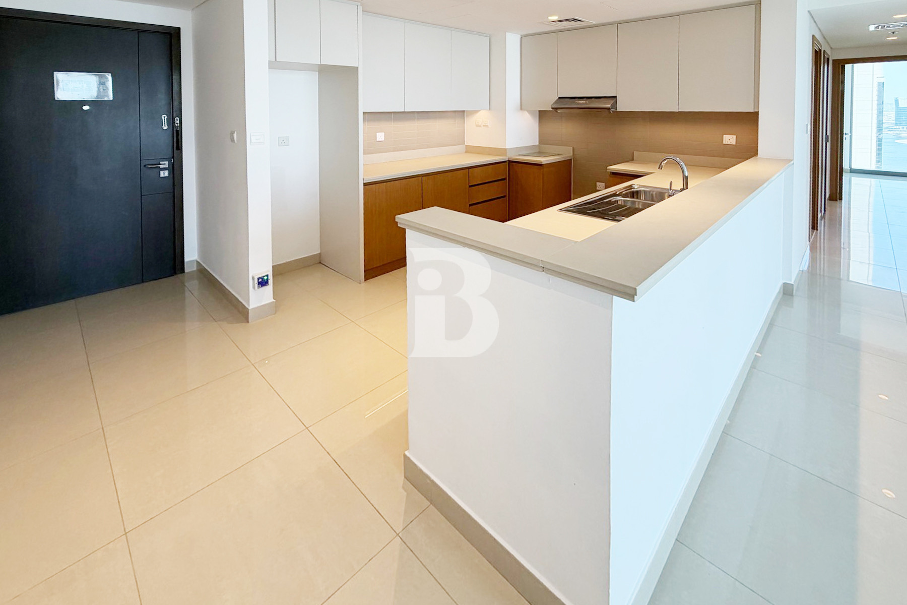 Bright & Spacious | Panoramic Views | Available Now