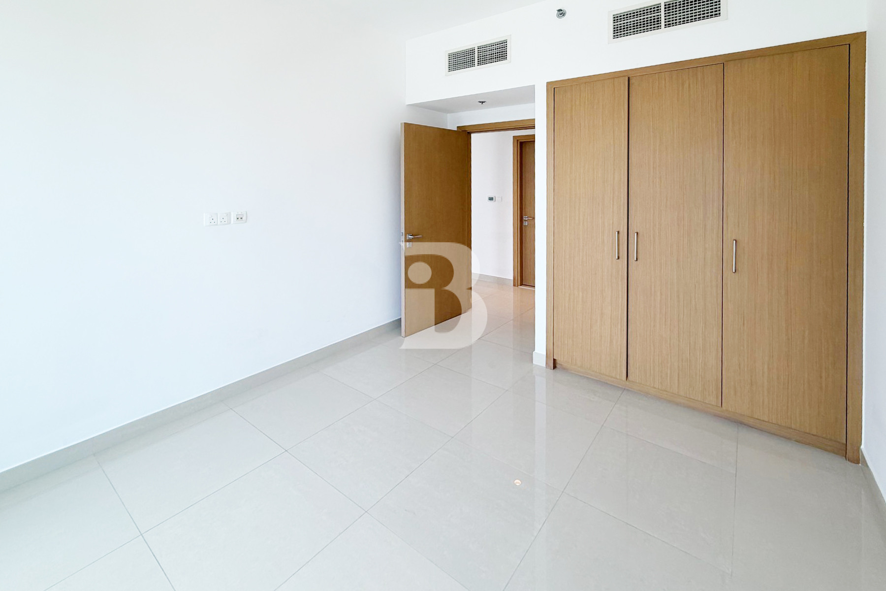Bright & Spacious | Panoramic Views | Available Now