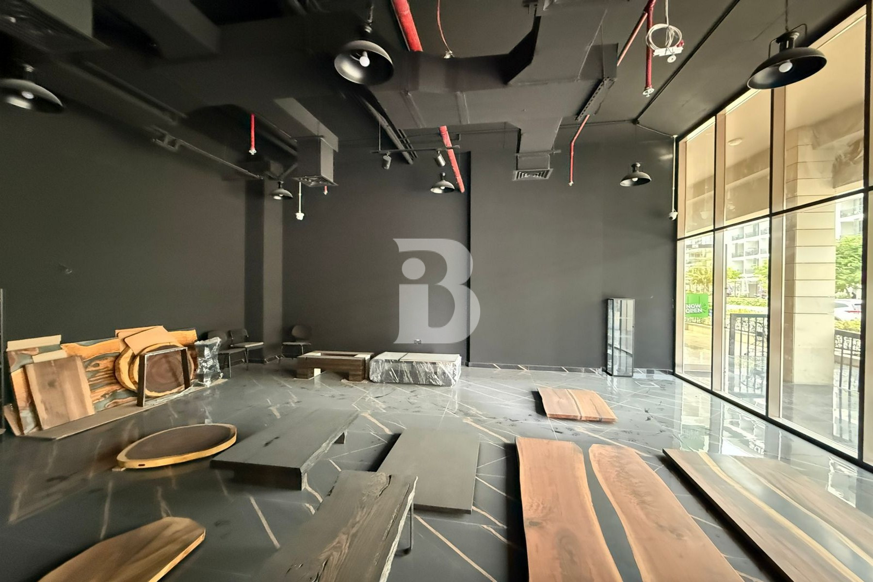 Huge layout | Main Road Outlet | Prime Location
