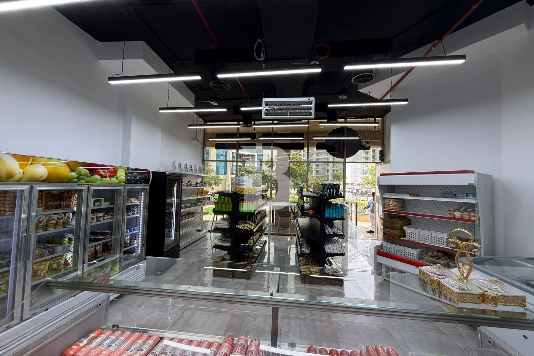 Retail for Rent | Fitted | Prime Location