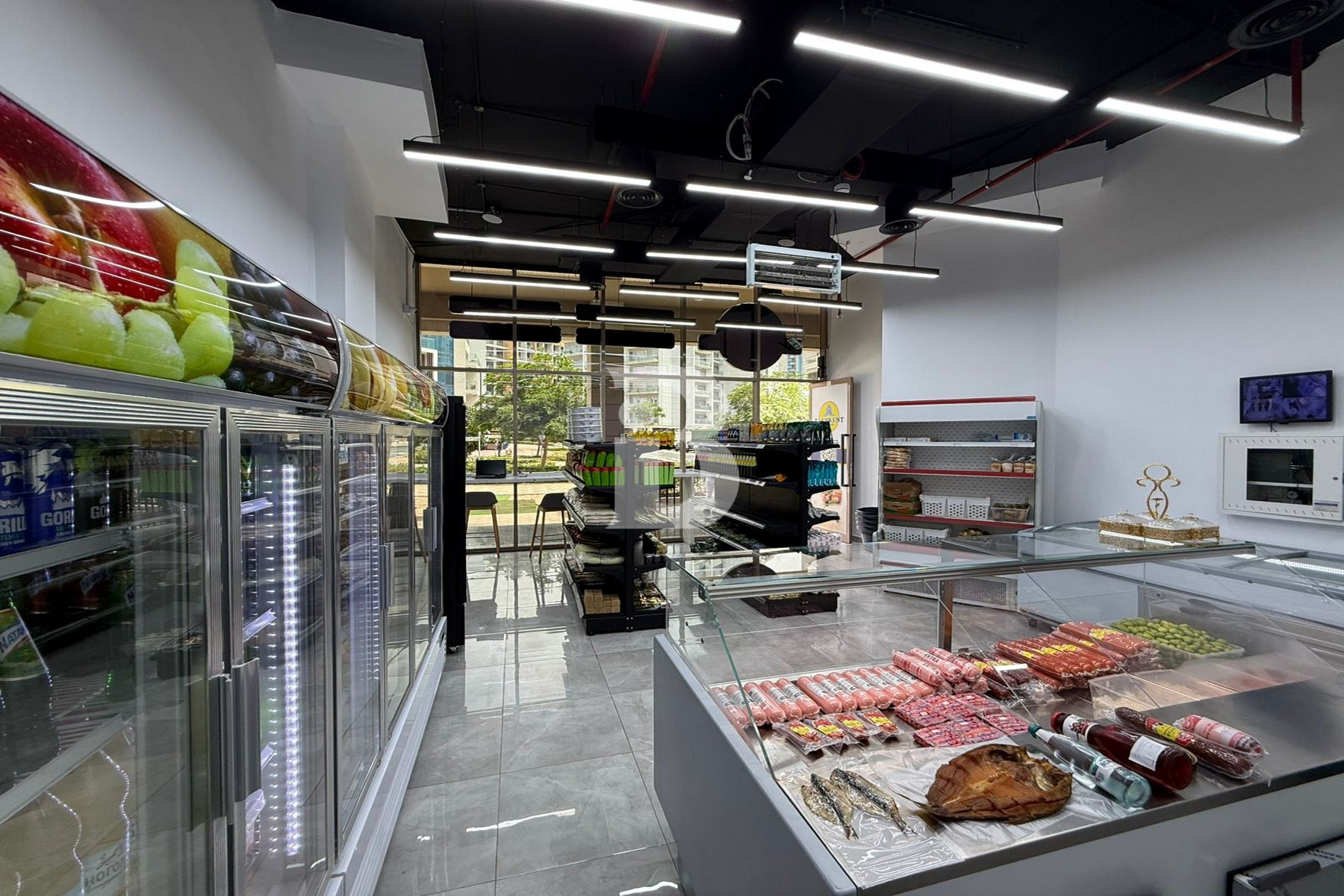 Retail for Rent | Fitted | Prime Location