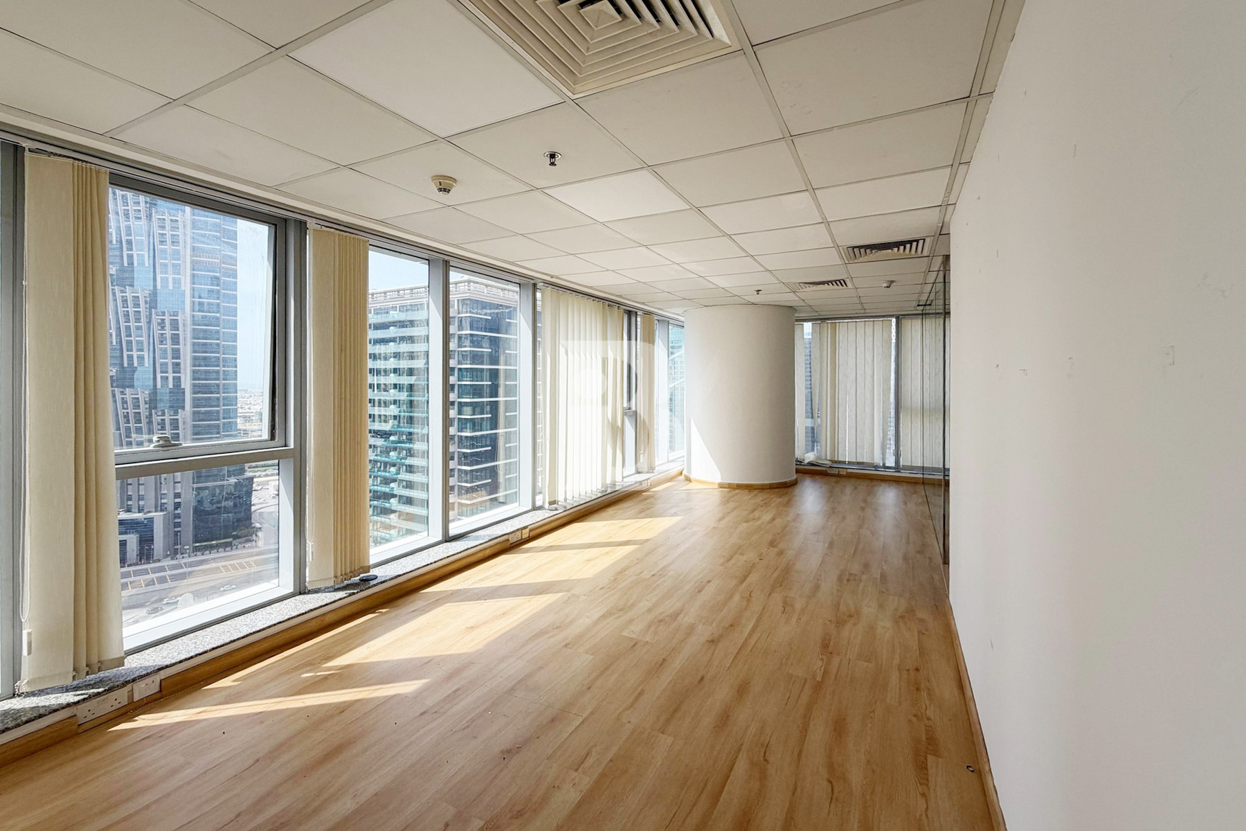 Near to Metro | Fully Fitted | Vacant office