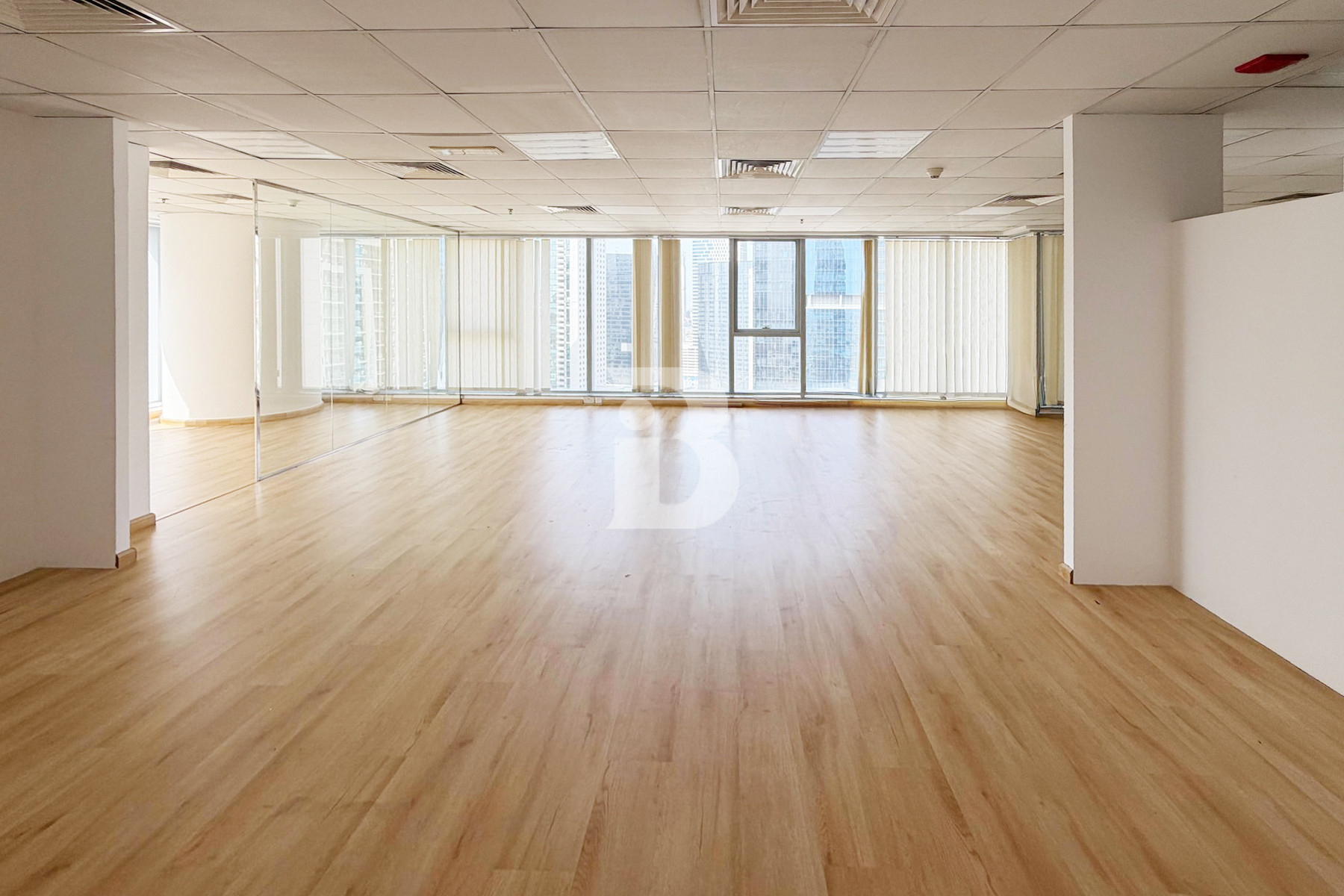 Near to Metro | Fully Fitted | Vacant office