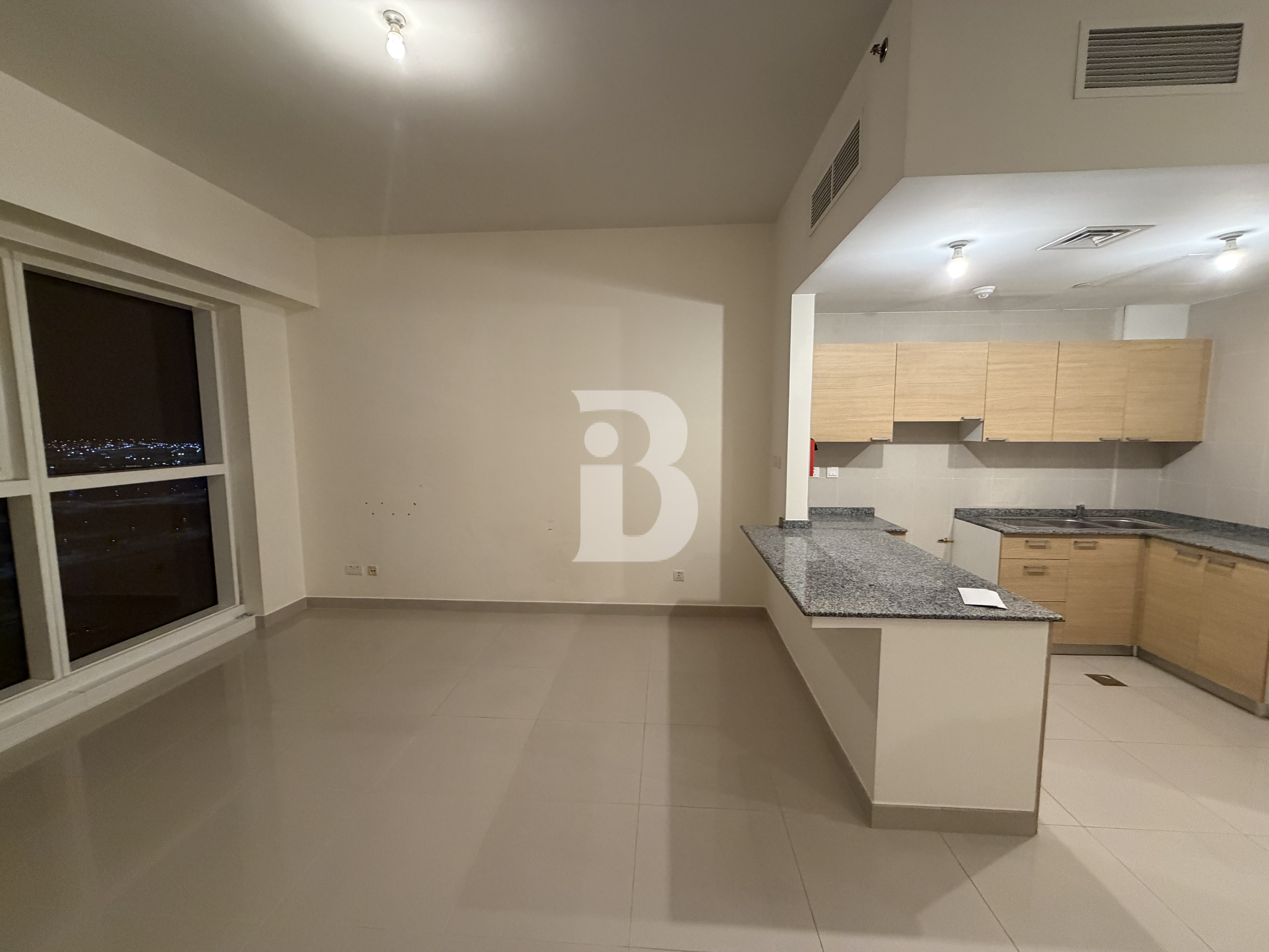 Seaview | 1BR laundry | Gated Community