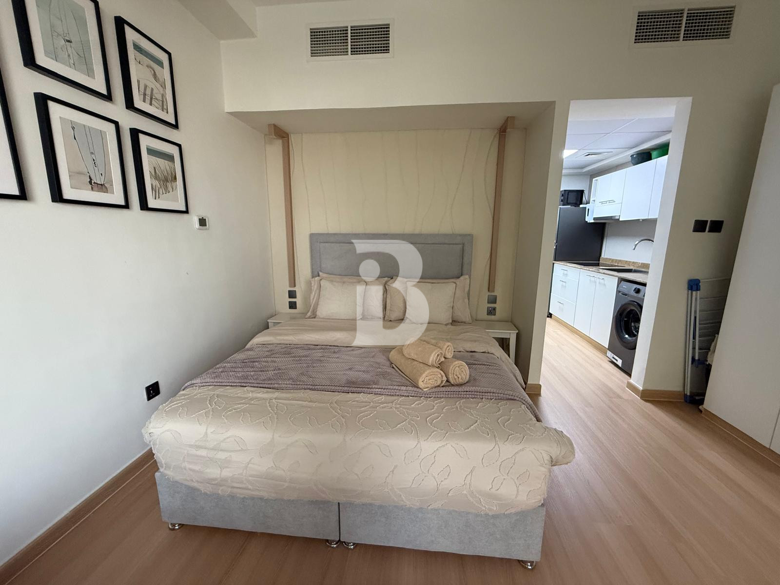 Fully Furnished Studio | Bills & Wifi Included 3