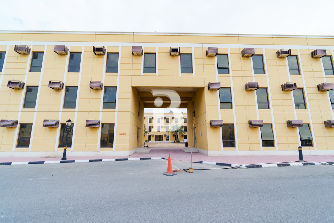Refurbished Independent G2 | Al Quoz Industrial 2 1