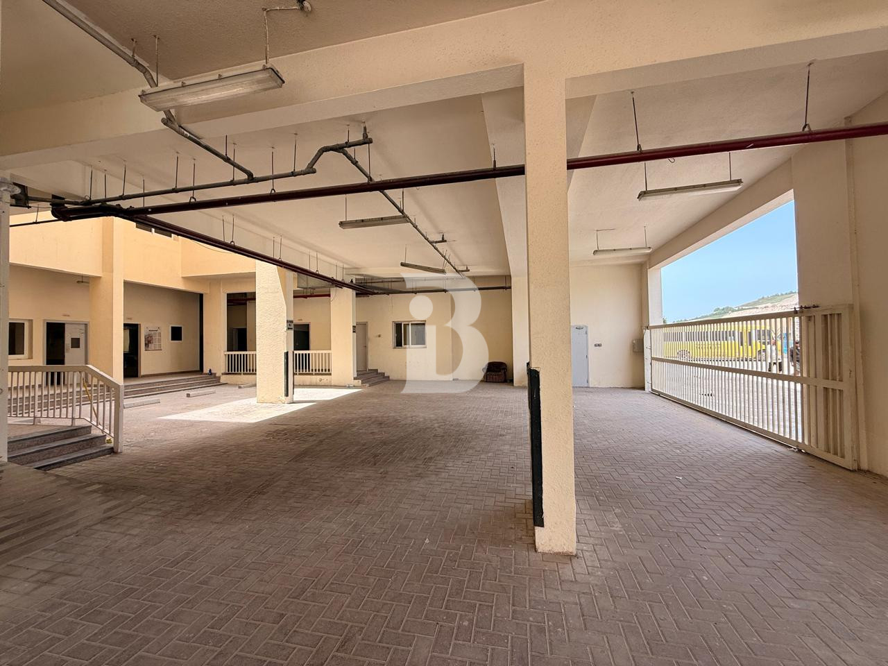 Labor Camp I Ready to Move I All Inclusive