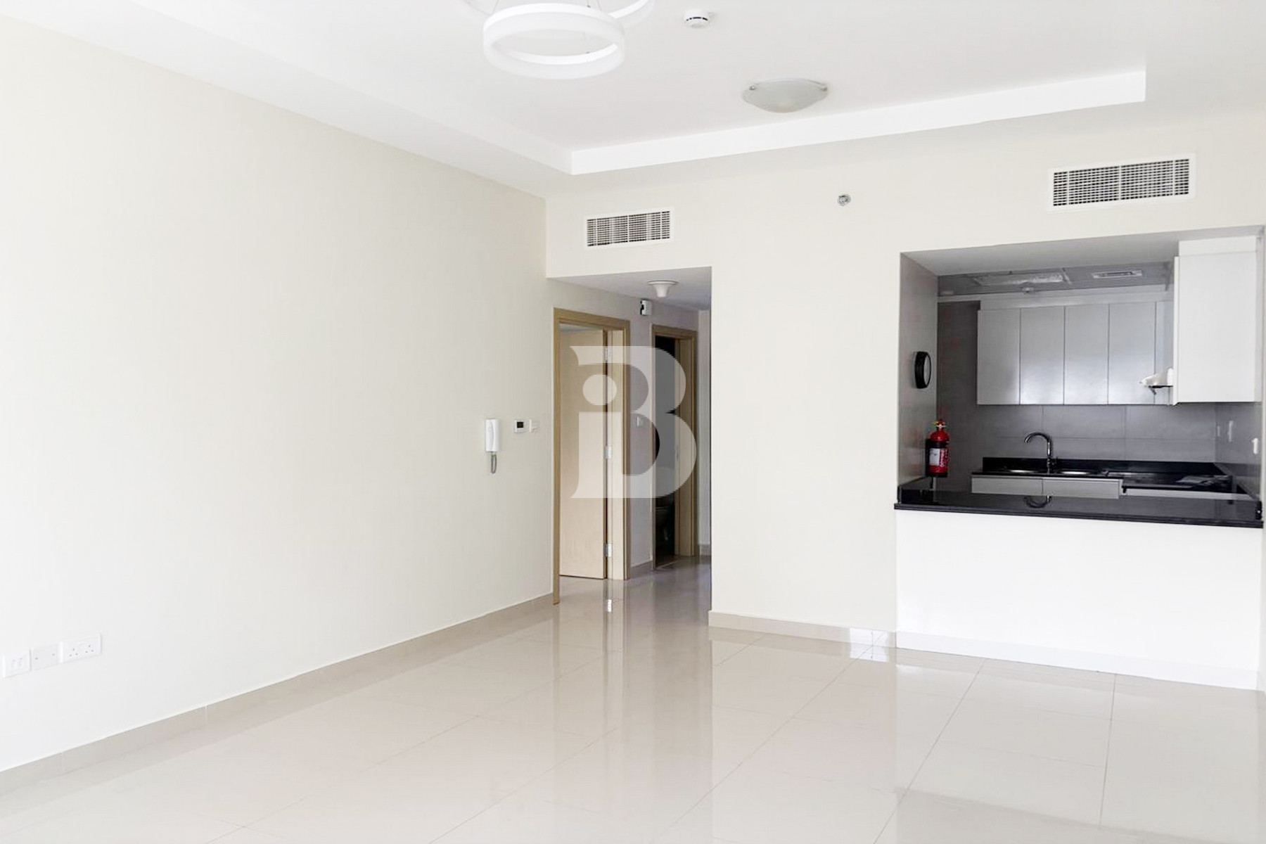Spacious Huge Apt / High Floor | Ready to move
