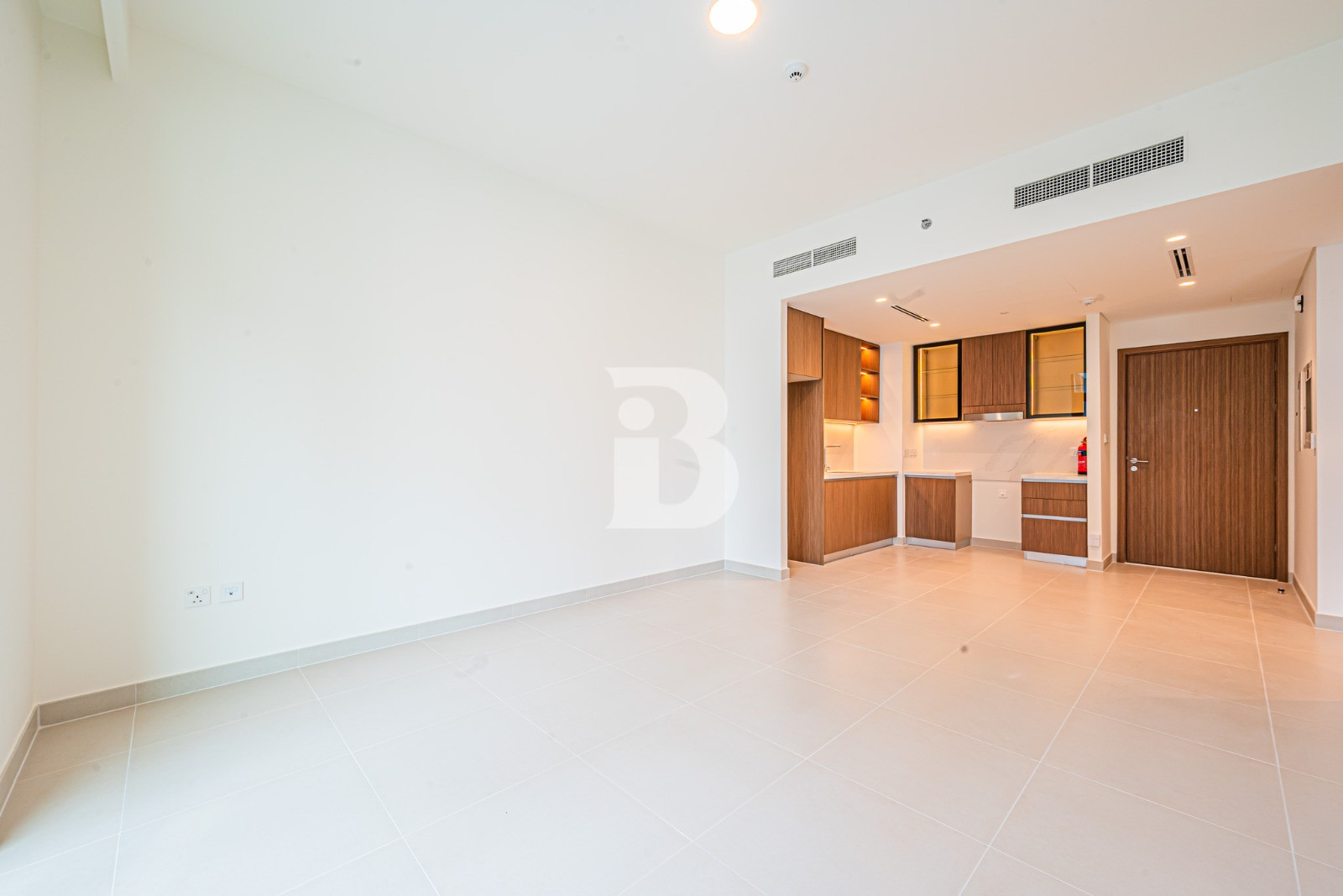 BRAND NEW | BRIGHT LAYOUT | STUNNING VIEWS