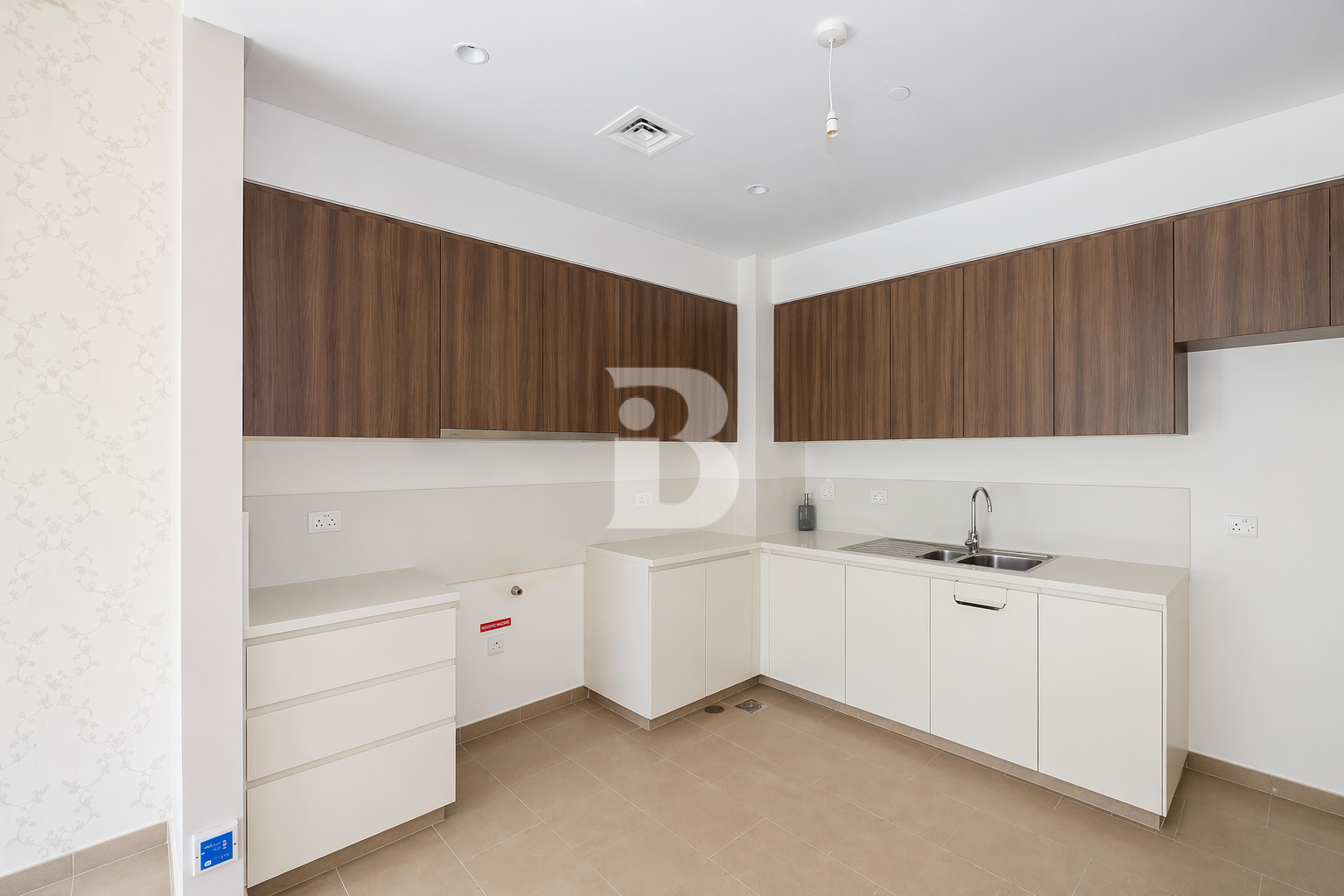 Prime location | Corner layout | Spacious