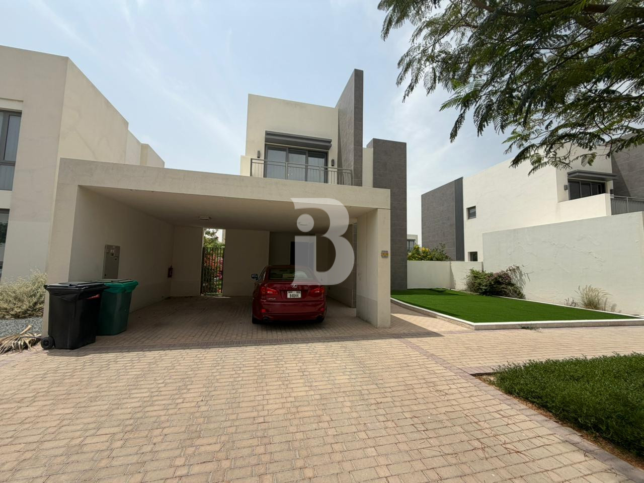 FRONT OF AMENITIES | BEAUTIFULL VILLA | VACANT
