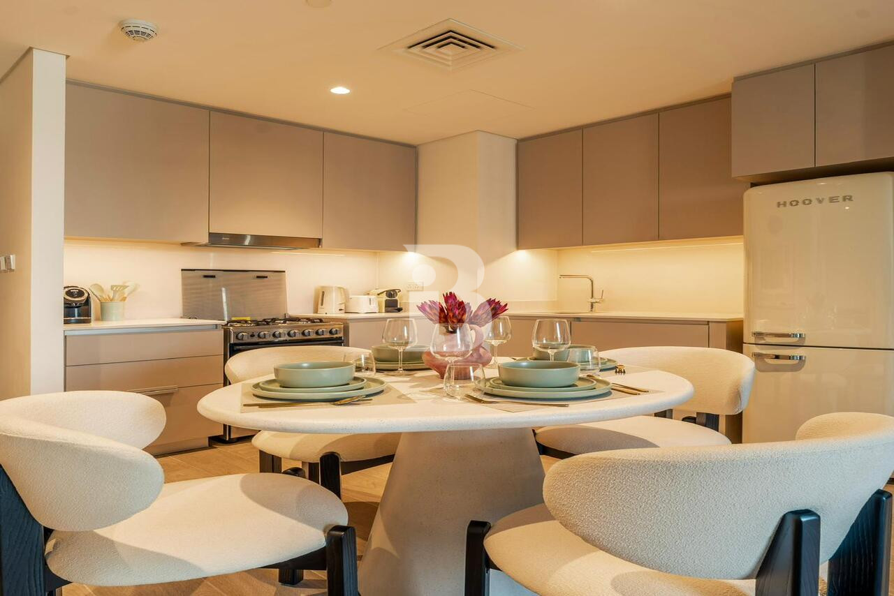 Furnished | Access to the Beach | High Floor