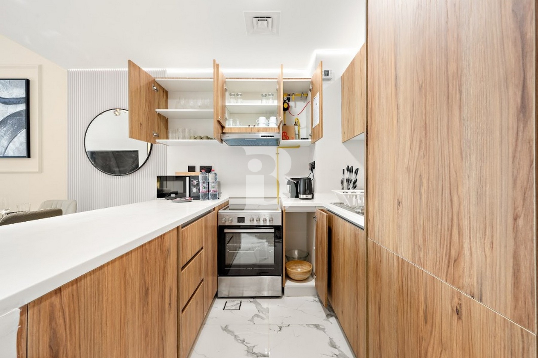 Airbnb-Style | Designer Upgraded | Canal View