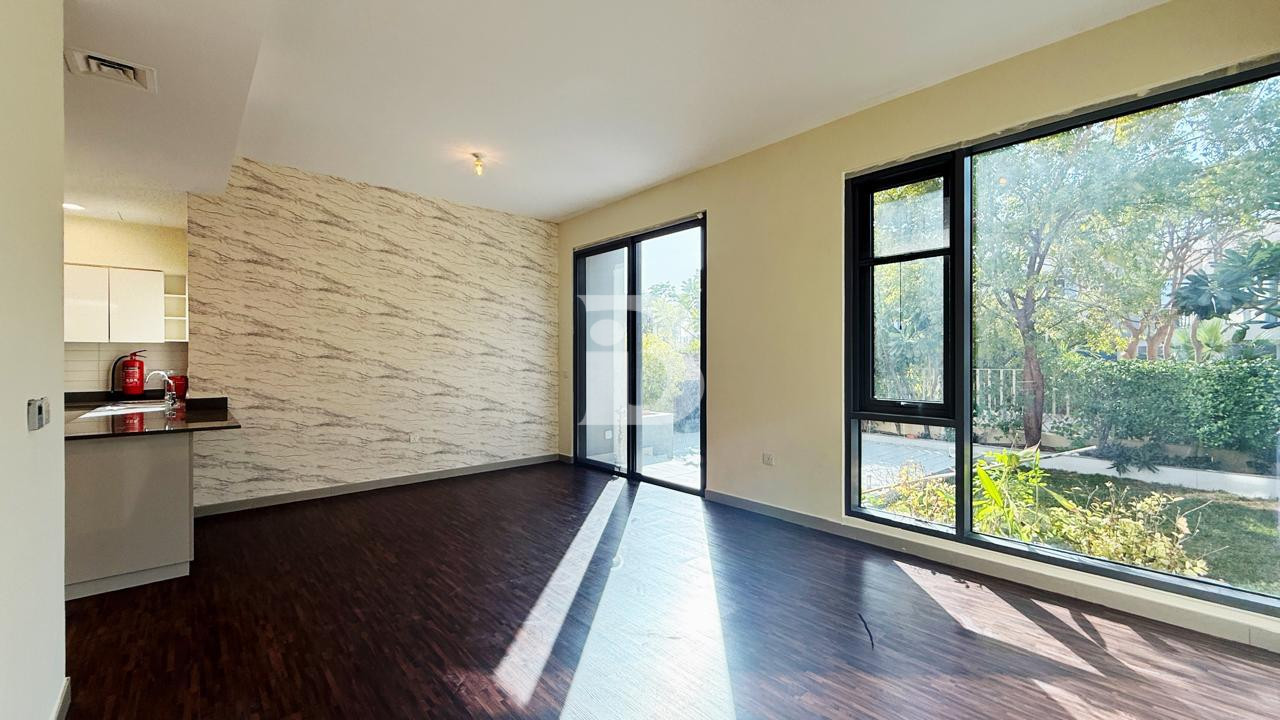 Corner Plot /Unfurnished /Prime Location