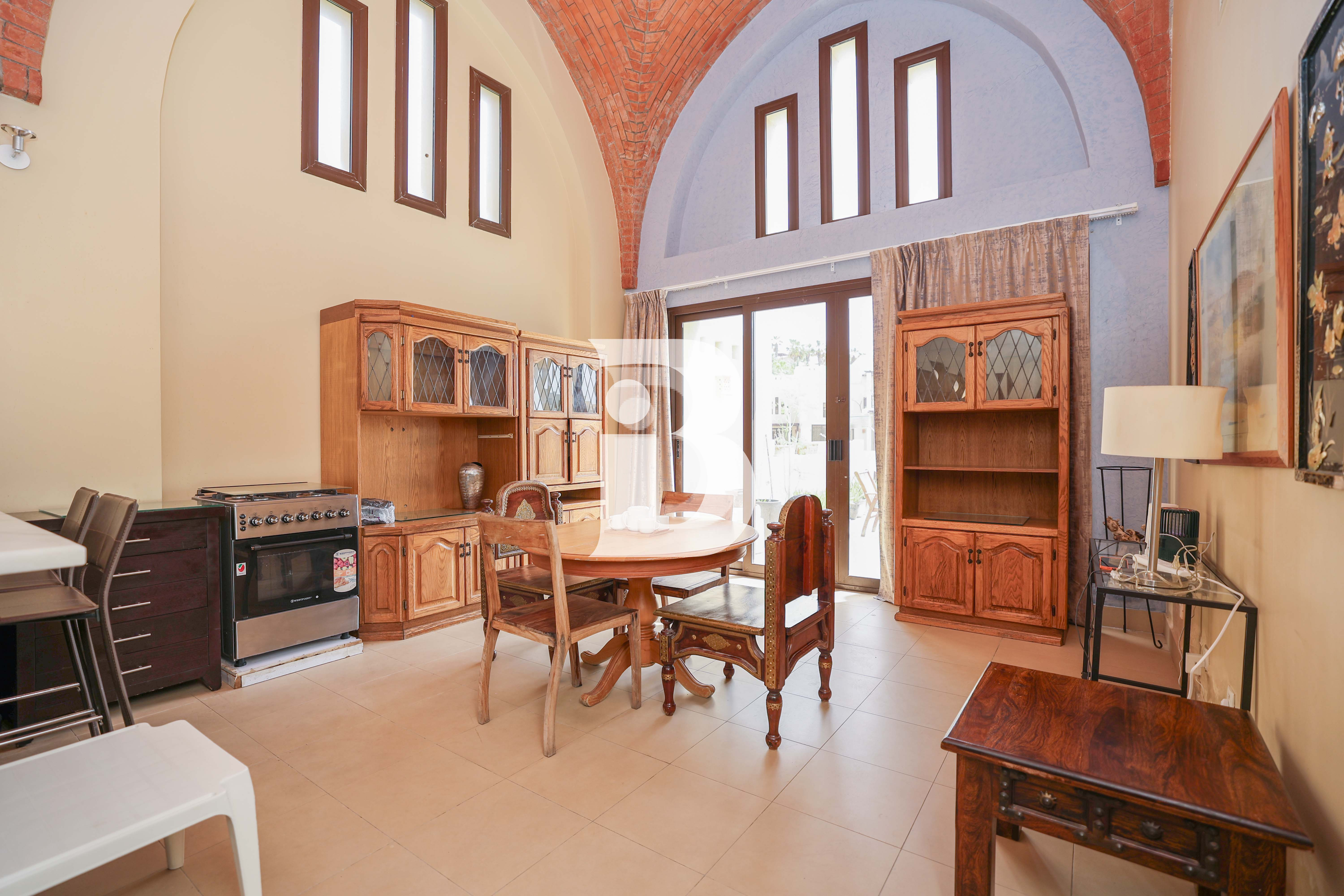 5Star Living| Fully Furnished| Private Pool