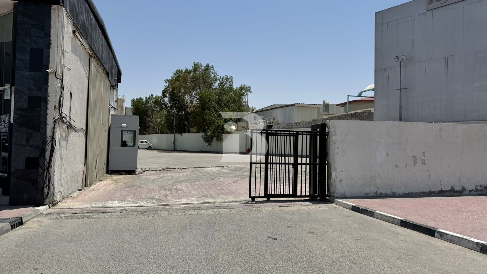 40,000 SQ FT open yard for rent @ 18 / SQ FT - UMM RAMOOL PRIME LOCATION