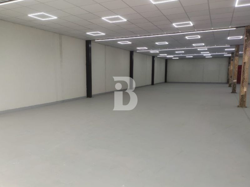 High-Power Industrial Warehouse | 180 kW