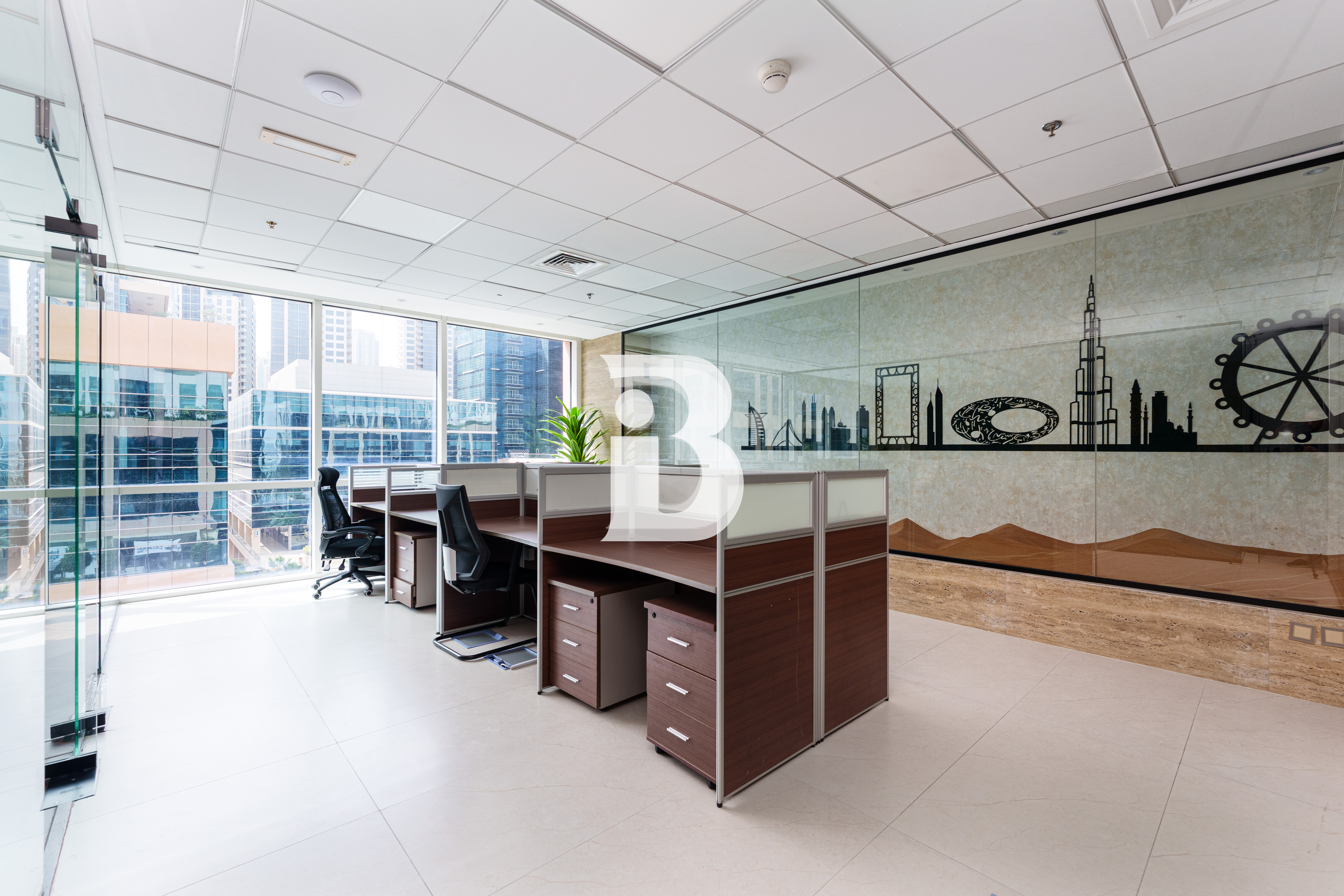 FULLY FURNISHED|GRADE A | COURTYARD VIEW