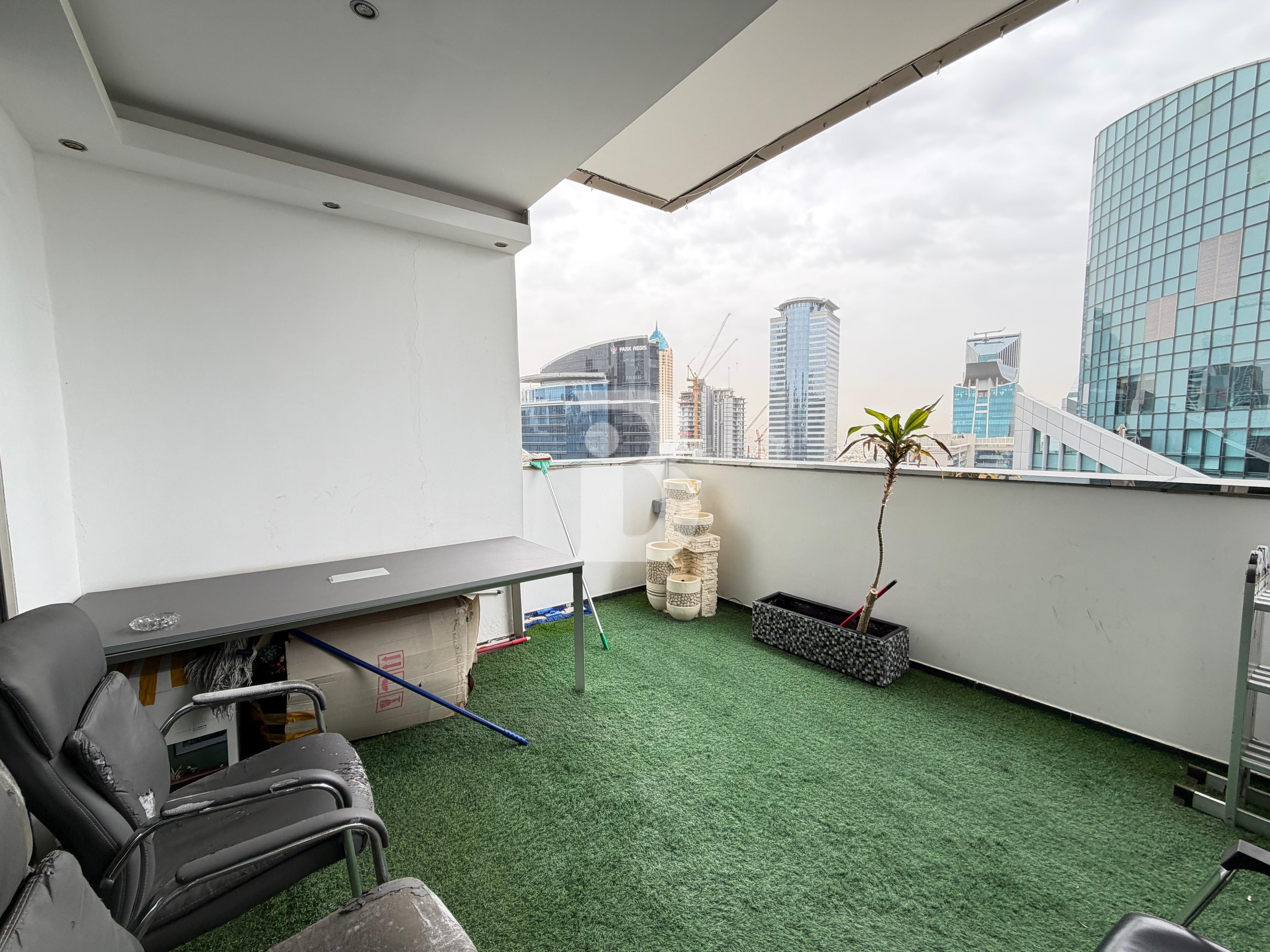 Premium Furnished |High Floor |Near Metro |Vacant