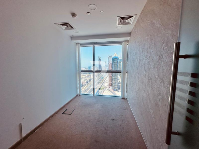 Fitted Office I Near Metro I Shiekh Zayed View