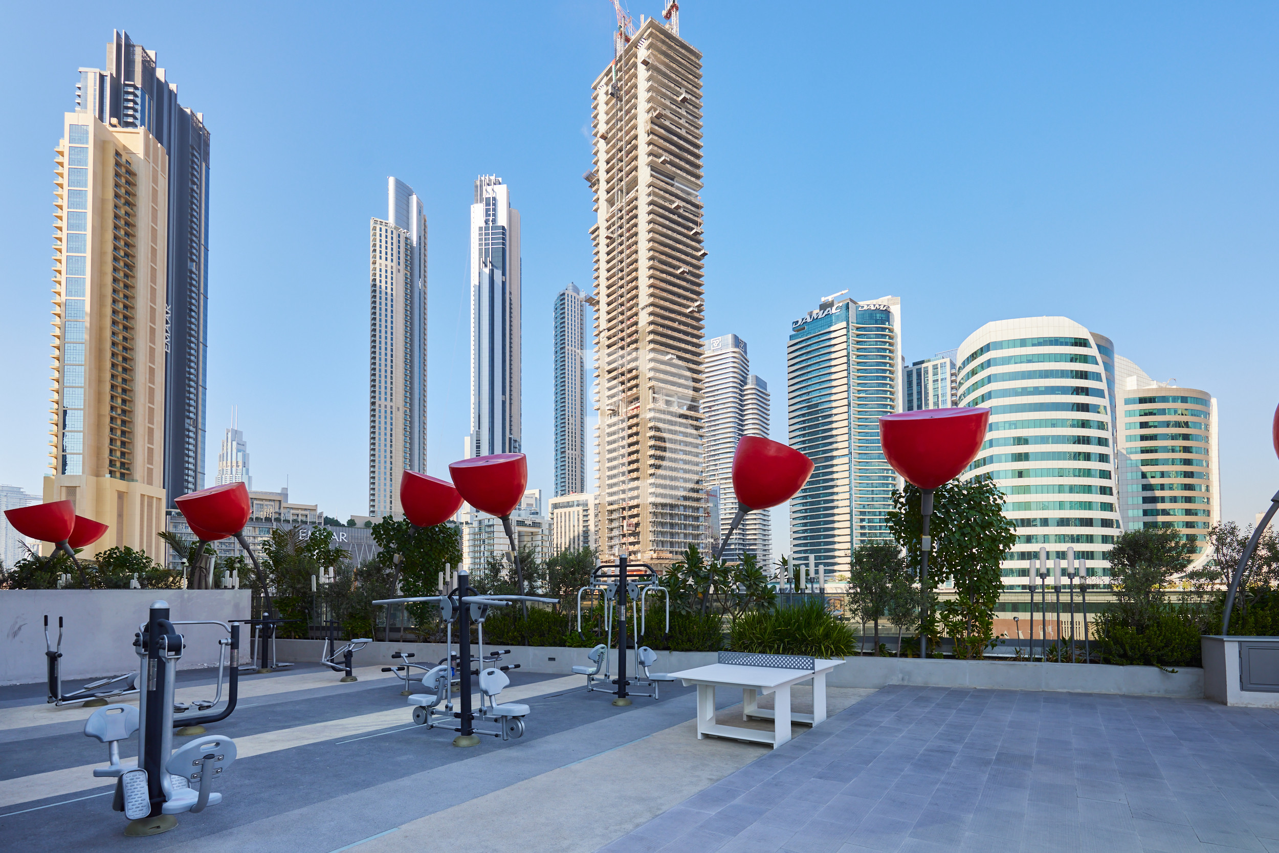FULLY FURNISHED | DOWNTOWN VIEW | VACANT