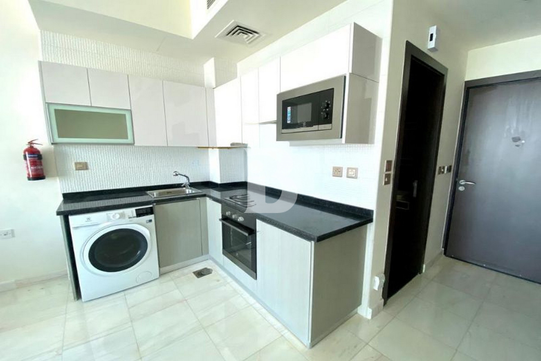 STUDIO | CLASSY LAYOUT | BEST VIEW | BURJ CANAL