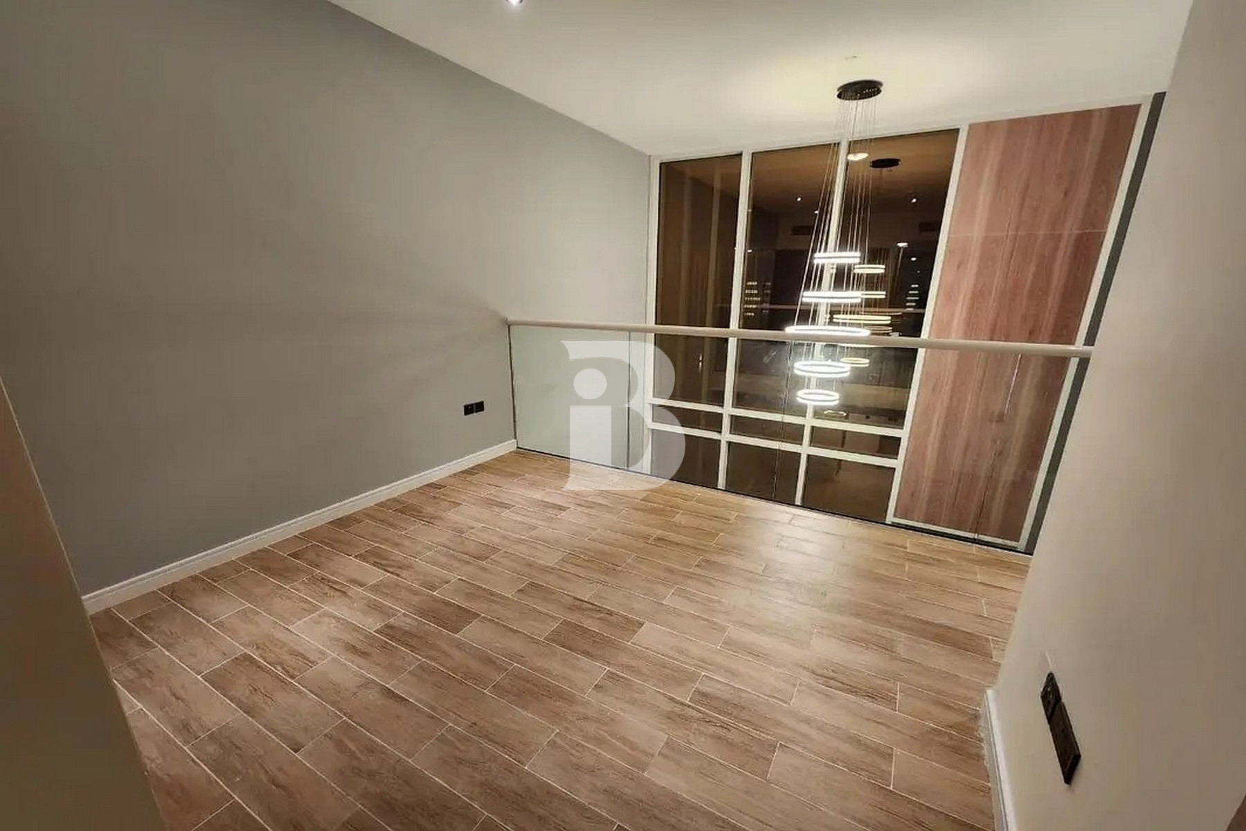 1,2 & 4 Cheques | Spacious | Near amenities
