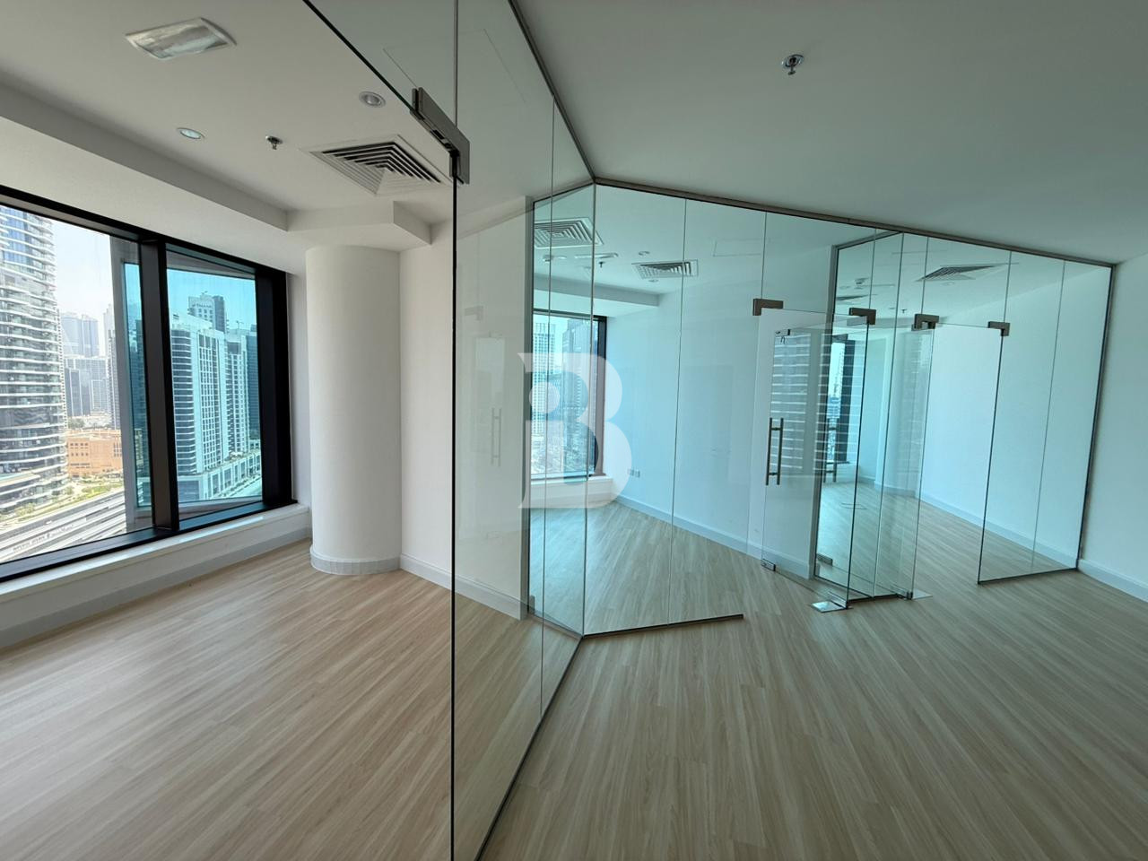 Burj Khalifa View | Ready to Move In | Mid Floor