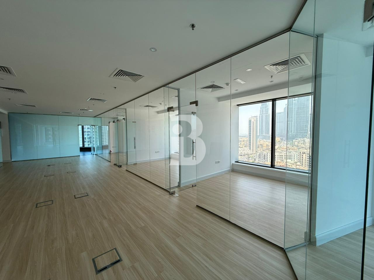Burj Khalifa View | Ready to Move In | Mid Floor