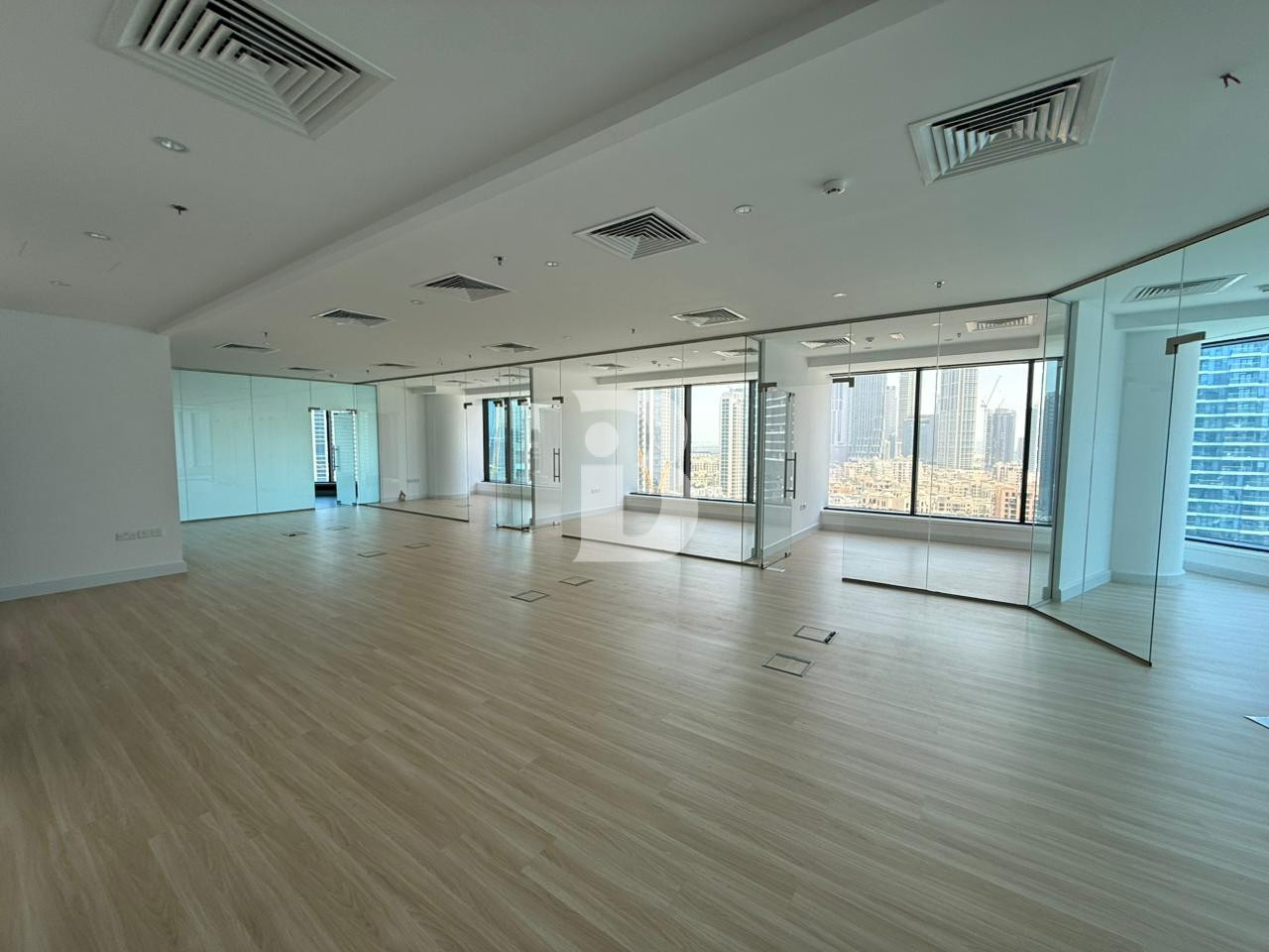 Burj Khalifa View | Ready to Move In | Mid Floor