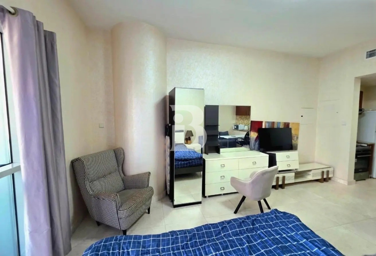 FULLY FURNISHED | SPACIOUS | READY TO MOVE