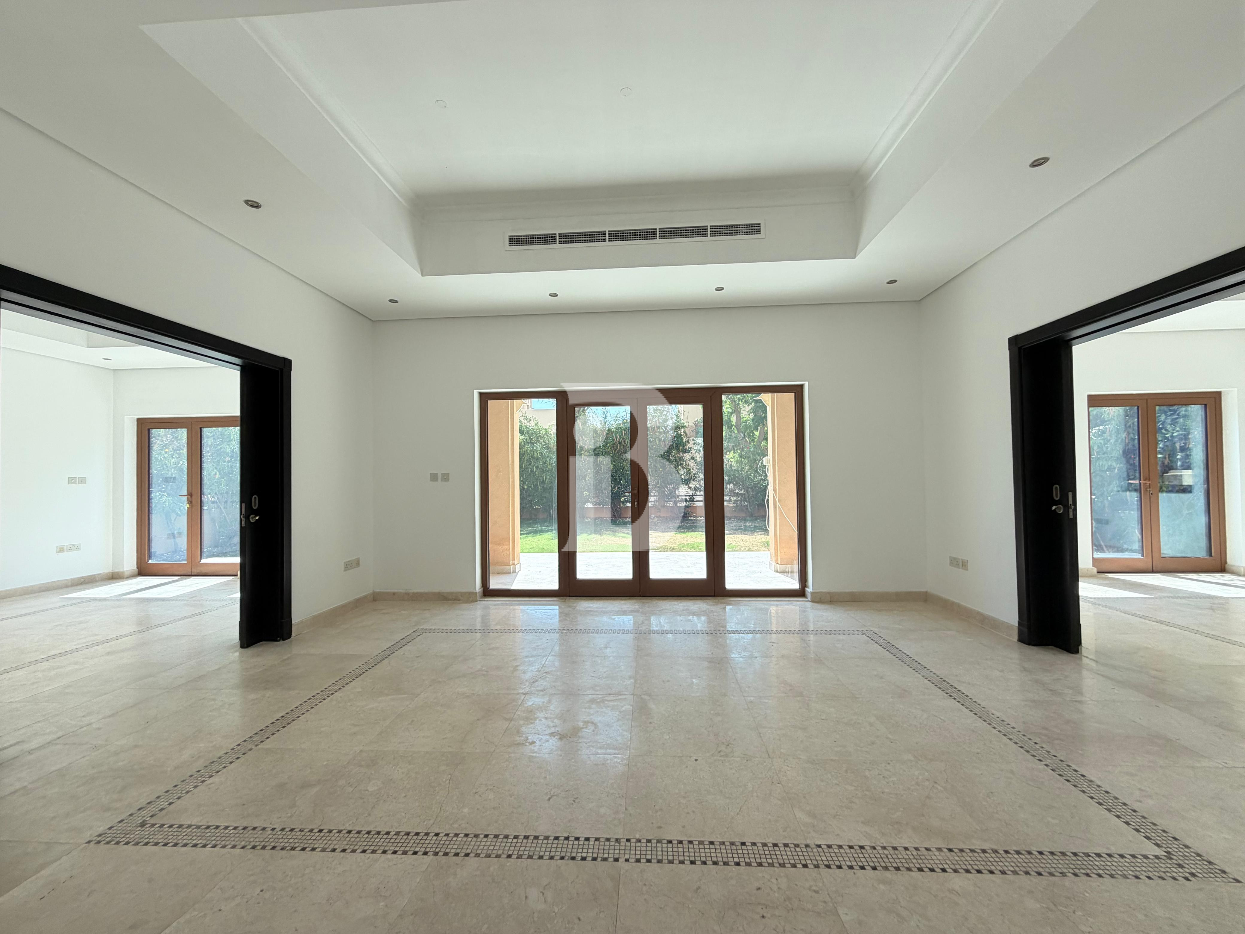 MASSIVE 3BED+MAID | LARGE PLOT | READY TO MOVE