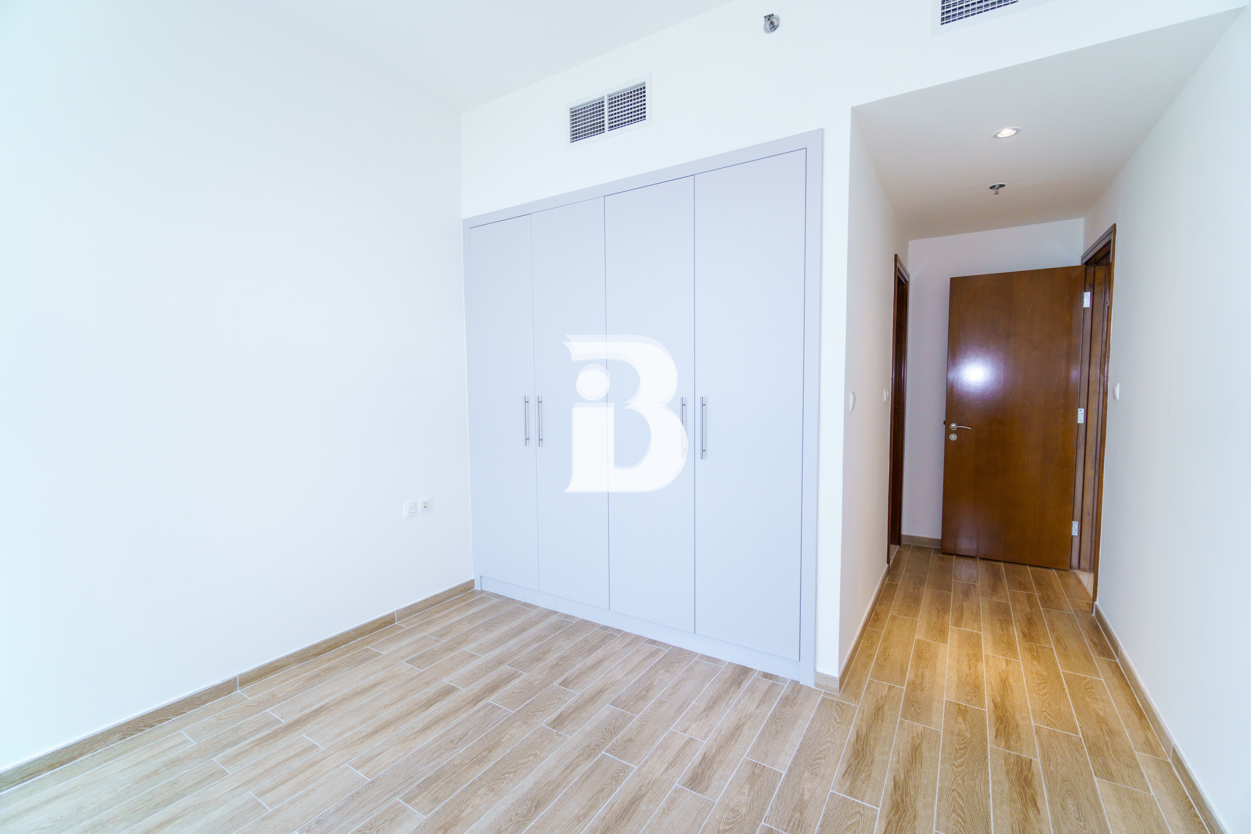 Prime location | ready to move | Premium Community