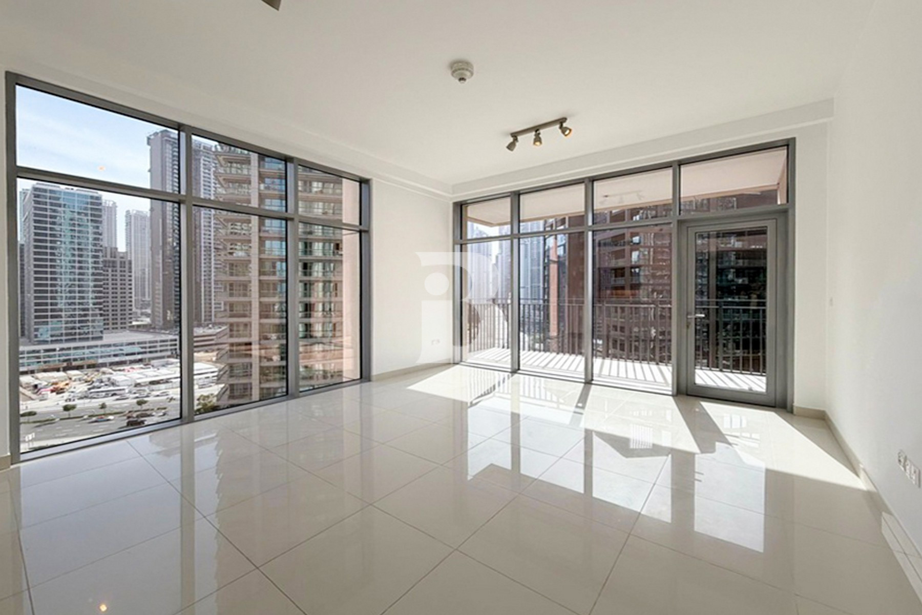 Vacant | Mid Floor | Back Facing