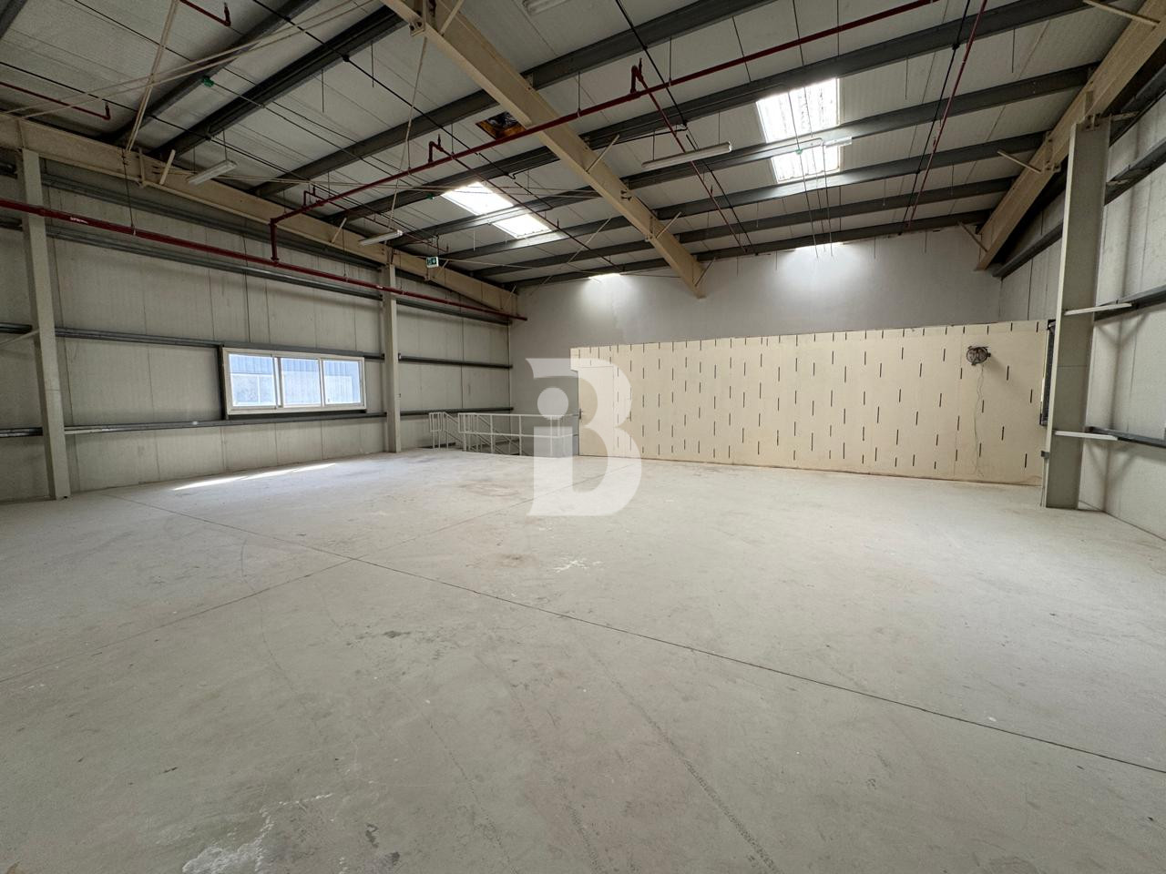 Prime Warehouse|Main Road Access|Easy Entry & Exit
