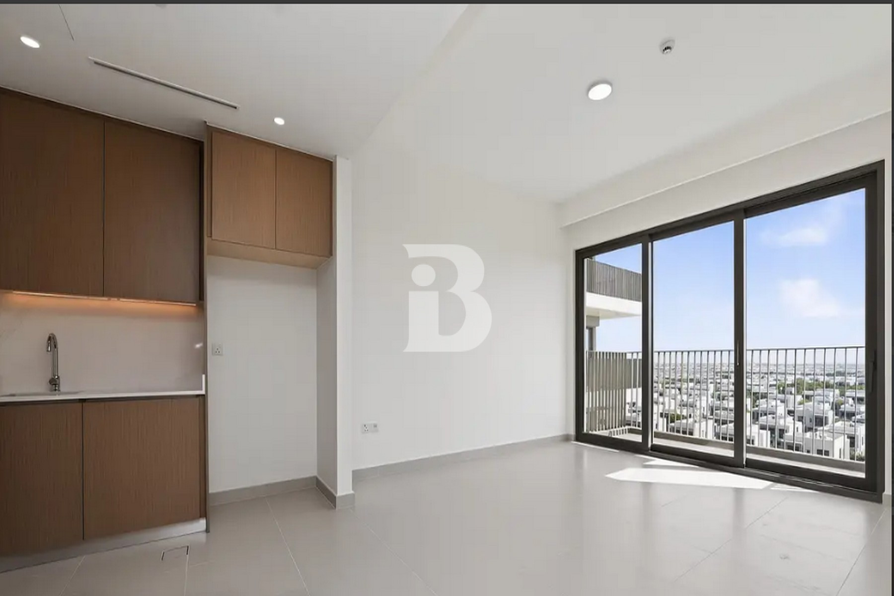 Vacant | Brand New | Bright & Spacious