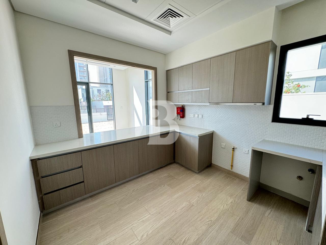 All bedrooms En-suite | Opposite Pool | VOT