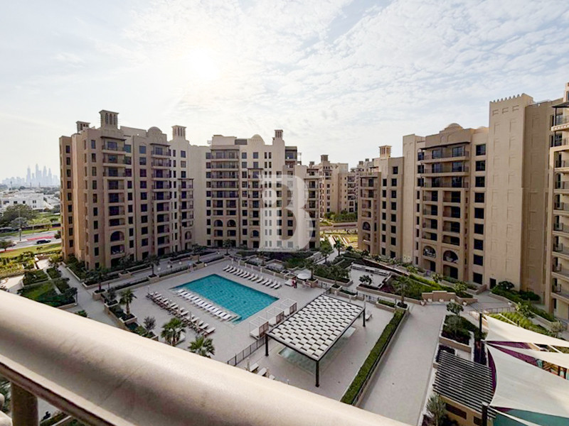 Brand New | Ready to Move | Mid Floor