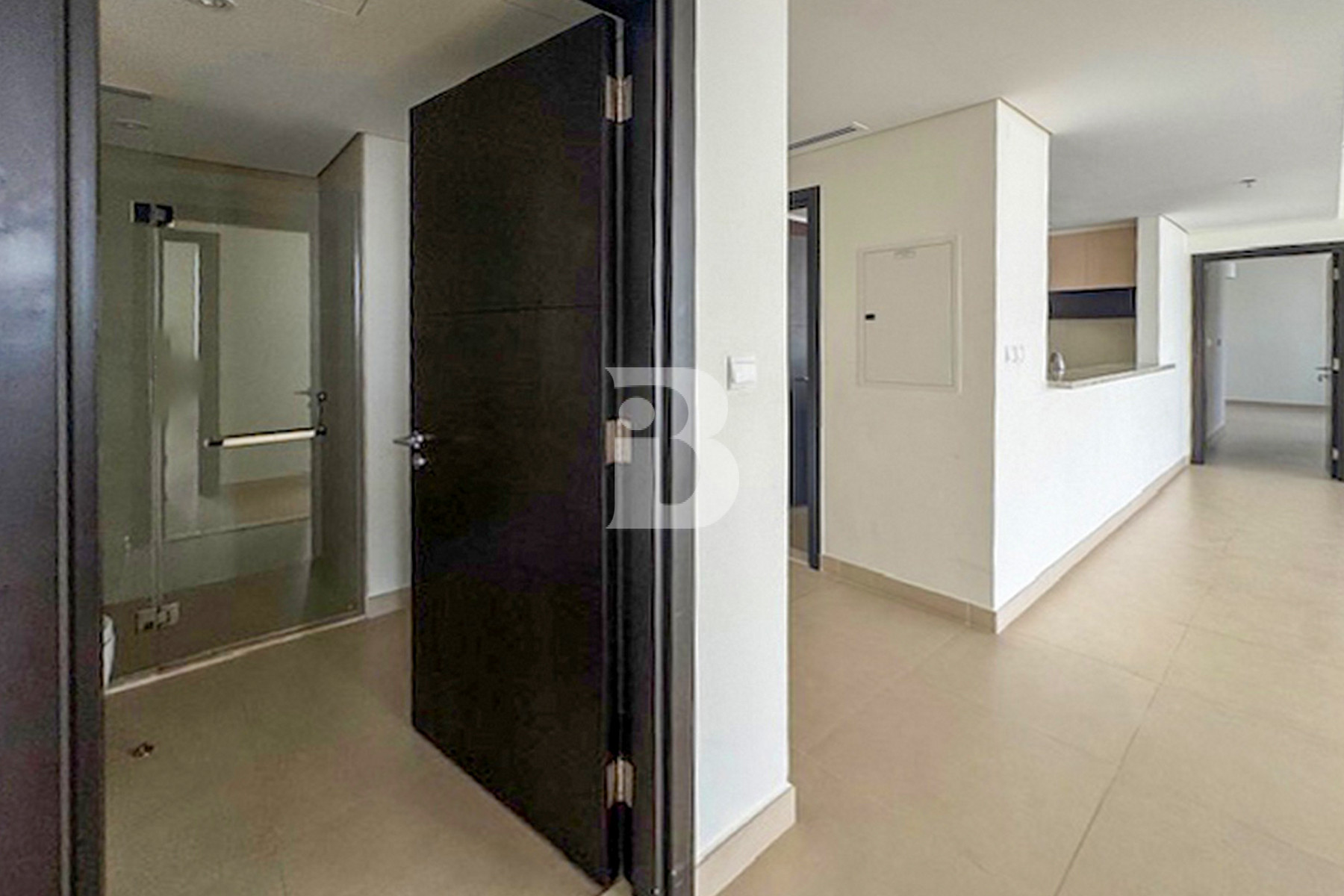 STUNNING VIEWS | HIGH FLOOR | LUXURIOUS AMENITIES