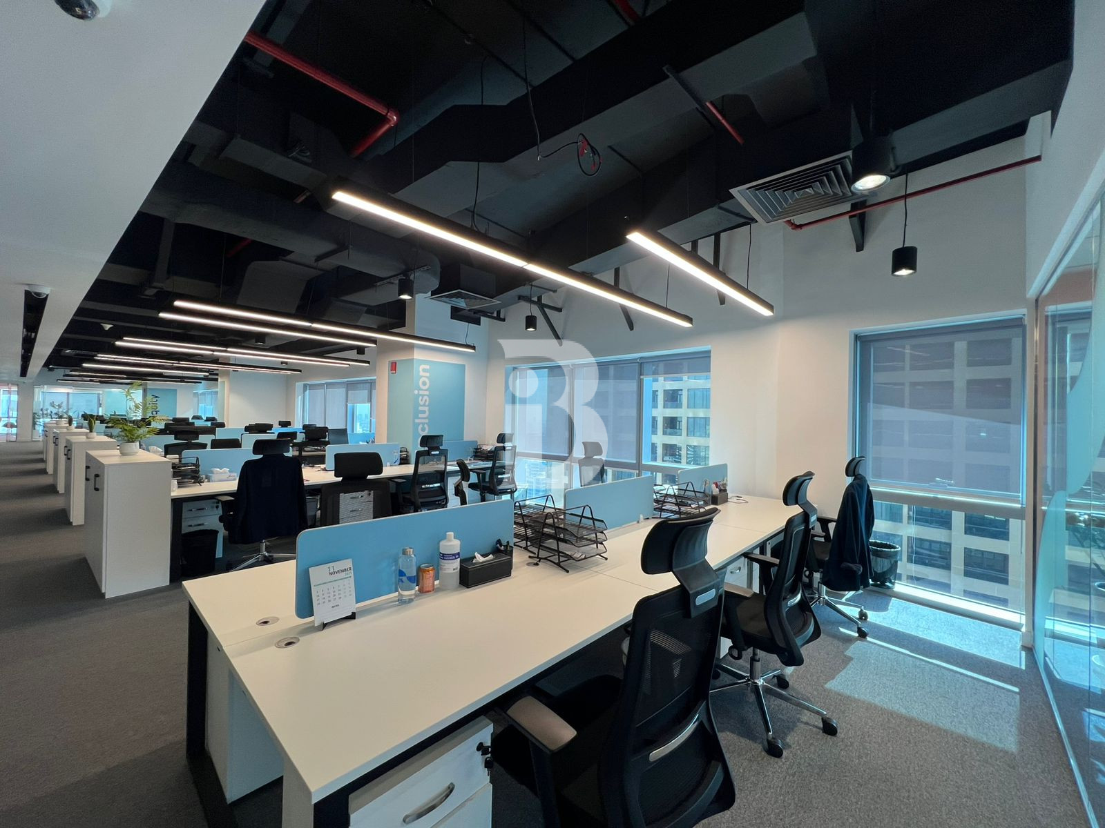 VACANT | UNFURNISHED | PRIME LOCATION