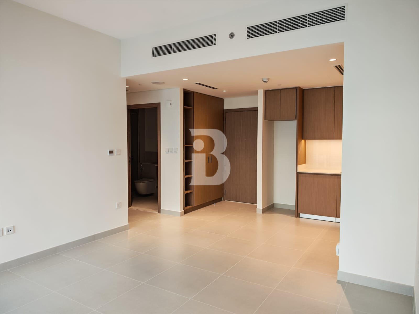 Brand New | Attractive price| Rented